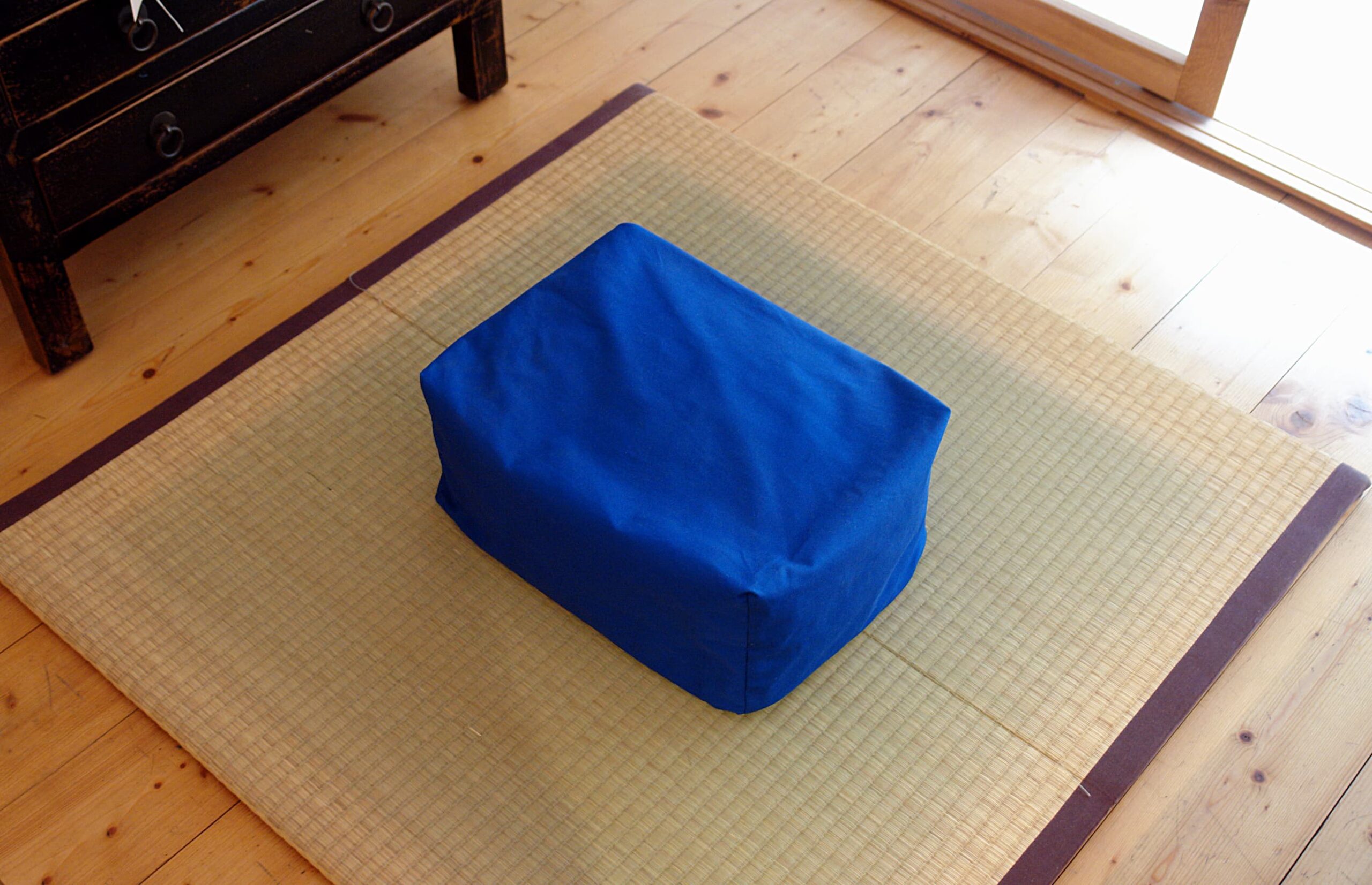 FUTON-TATAMI - <p><strong>Coussin de méditation rectangulaire</strong></p>
